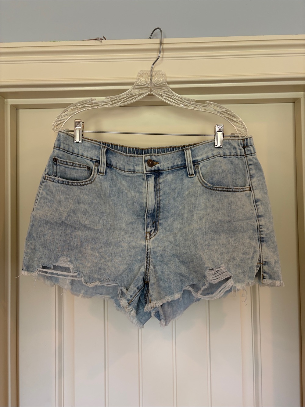 aerie Light Wash Distressed High-Rise Jean Shorts